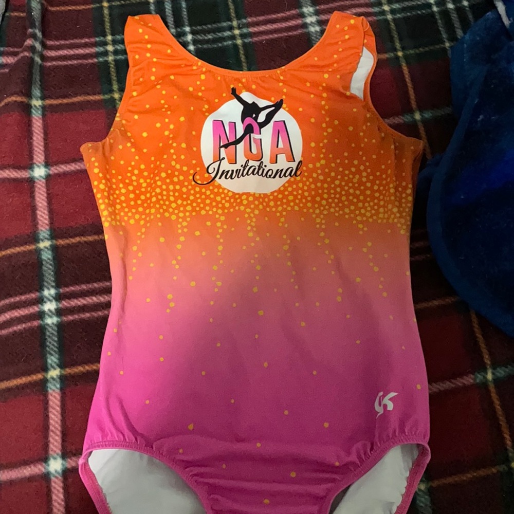 colorful leotard size adult medium. Gently worn no stains or tears
